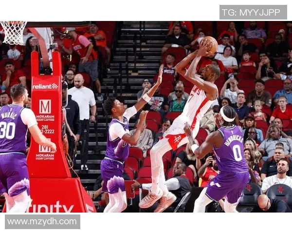 休斯顿火箭队迎战孟菲斯灰熊队:杜兰特与申京领衔首发,全力冲击五连胜